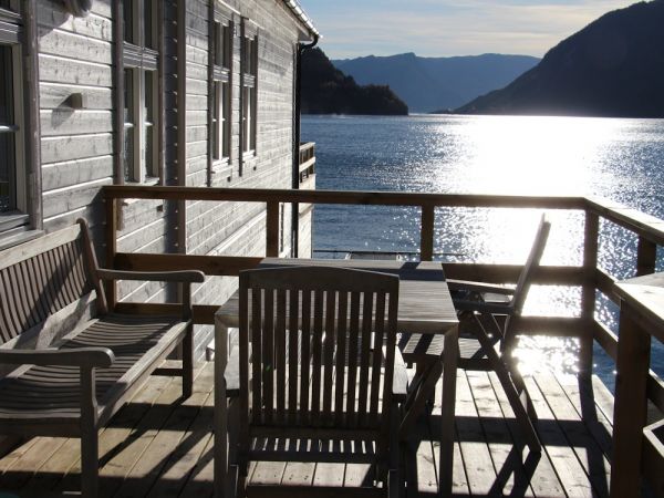 Ferienhaus ANDRINIBU am Vadheimsfjord